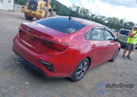 2019 Kia Forte Lxs z USA, uszkodzony, nr VIN 3KPF24AD8KE112309